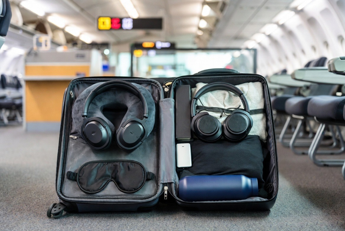 Best Travel Gear For Long Flights In 2026
